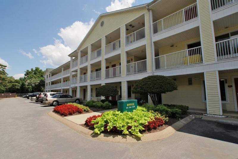 Hometowne Studios By Red Roof Nashville - Airport/Briley Pkwy Kültér fotó