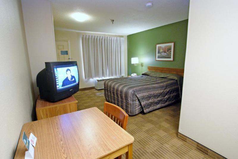 Hometowne Studios By Red Roof Nashville - Airport/Briley Pkwy Kültér fotó